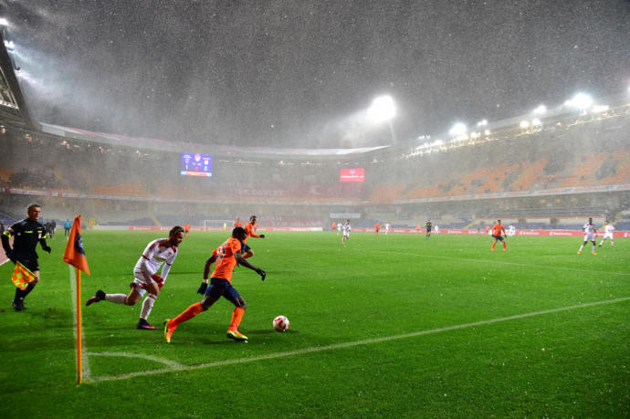 Siz yeni bir futbol takımı kuracak olsanız adını ne koyardınız?