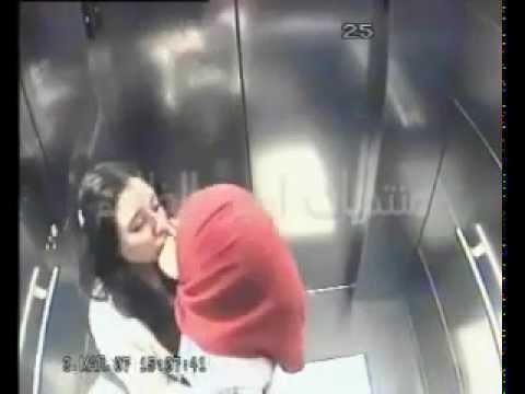 Türbanlilardanda lezbiyen çıkarmı sizce ?
