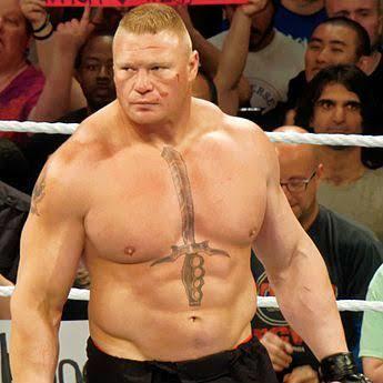 BROCK LESNAR sevgilinize asılsa ne yaparsınız erkekler? 😂😂 ?
