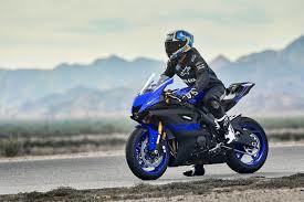 2019 Model Yamaha Yzf r125 Nasıl görünüyor şekli Güzel mi sizce Resim Altta <3 ?