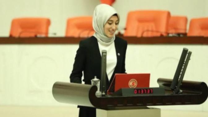 Meclisin en genç milletvekili Rümeysa Kadak hakkında ne düşünüyorsunuz?