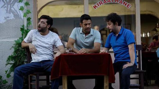 Bence bu adam maskülen/erkeksi cazibe ve karizma bakımından, çok sevilen Murat Boz ve Burak Özçivit'i ezer geçer. Sizce?