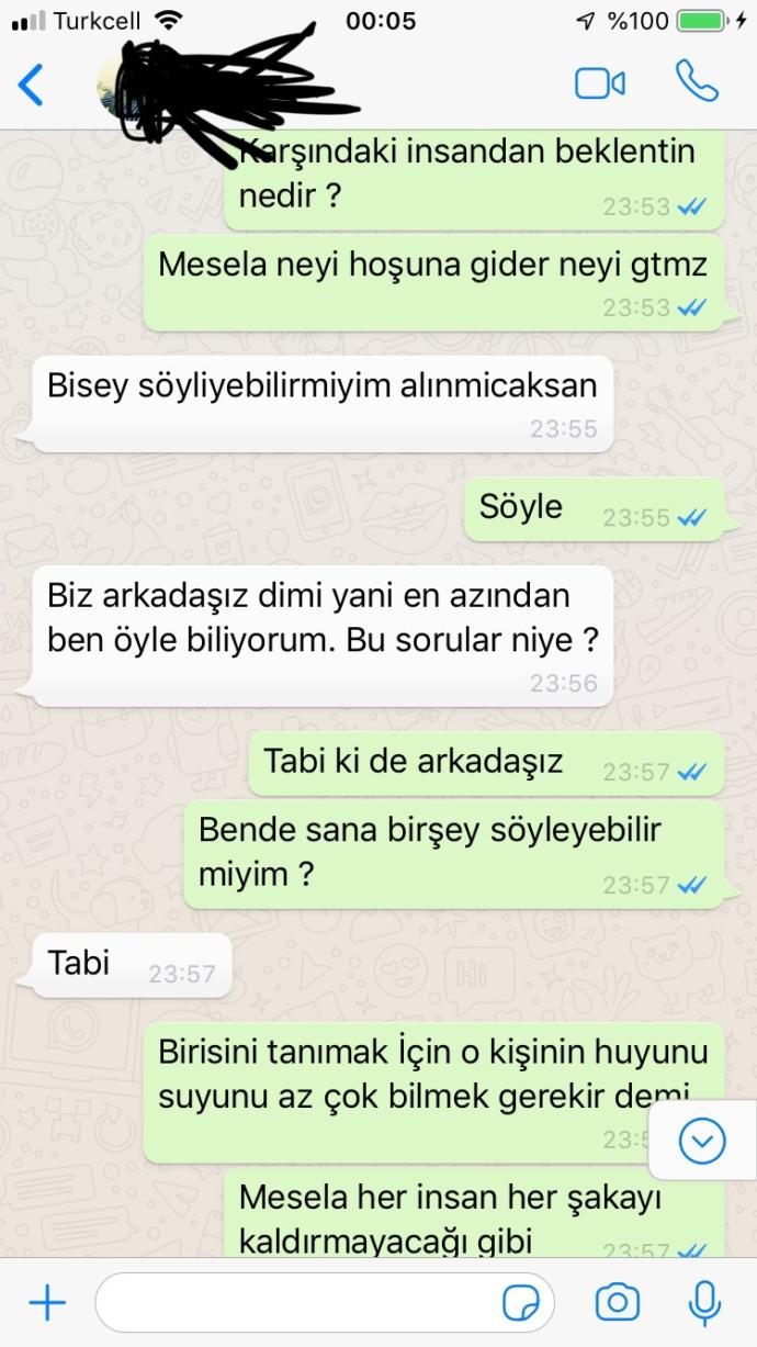 Sizce neden böyle yapıyor?
