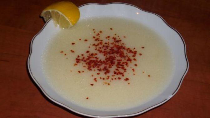 Ağır hasta iyileştiren terbiyeli tavuk suyu çorbası ister misiniz?