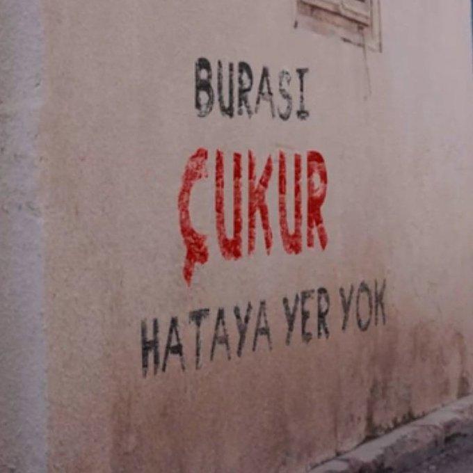 Çukur dizisinde en beğendiğiniz duvar yazısı hangisi?