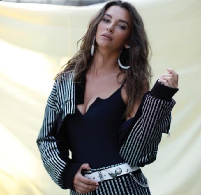 Leyla Lydia Tuğutlu size göre güzel mi?