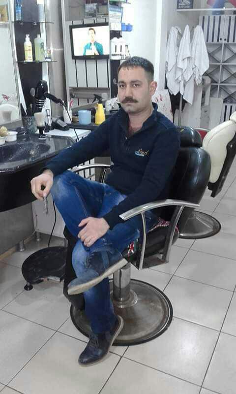 Benim anlamadığım, KS de kızların ekserisi güzel, erkeklerin de tamamı çirkin bu sadece benmi farkettim acaba?