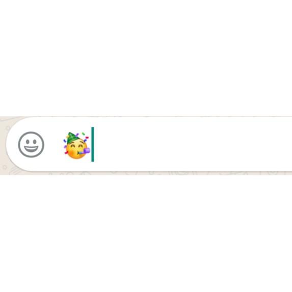🥳 emojisinin ağzındakı şey nedir acaba?