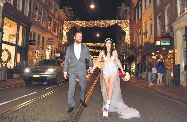 Burcu Kıratlı'nın gelinliğini beğendiniz mi?