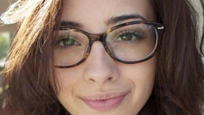 Köşeli gözlük mü almalıyım yoksa yuvarlak gözlük mü?