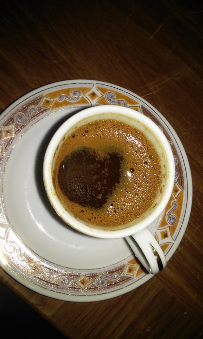 Köpüklü kahve yapmayı öğrendiğime göre evde kalmaktan kurtuldum mu?