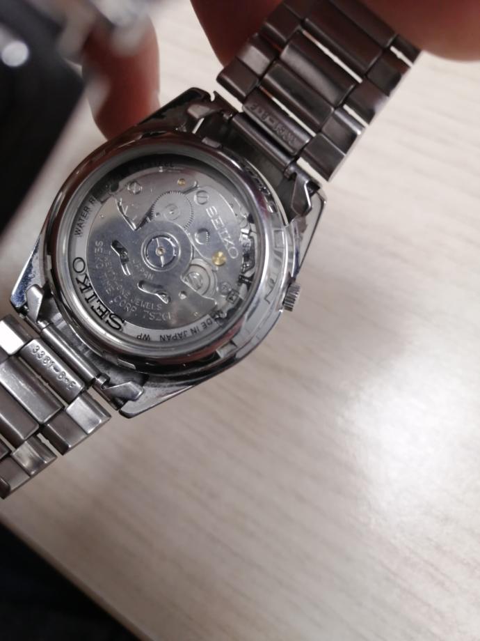 Saatlerden Seiko mu tissot mu?