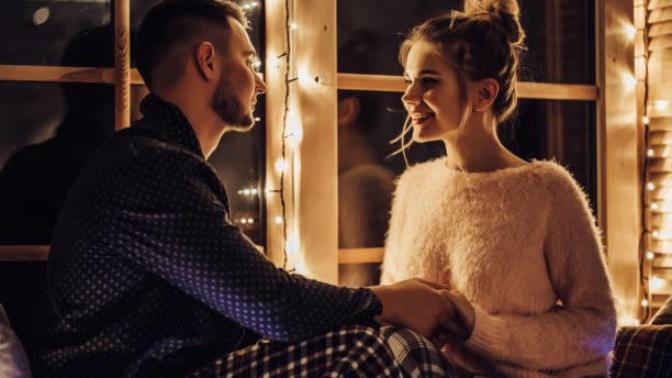 Sevgiliyle kış tatili mi daha romantik olur, yaz tatili mi?