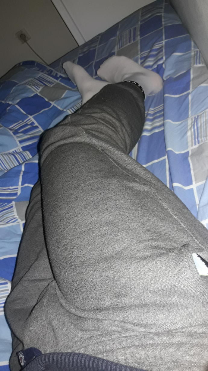 Eşofman giyen erkekler çok karizma değil mi?