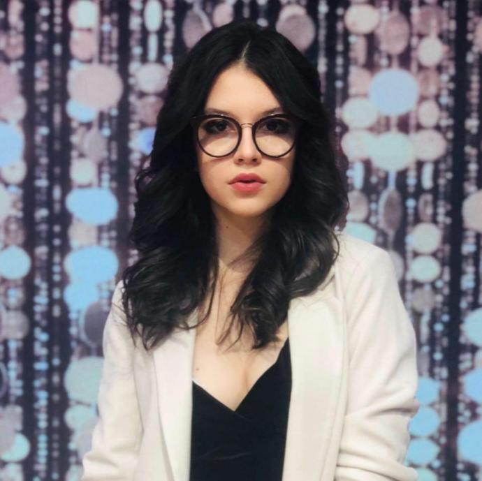 Hangi seksi kız yaşına göre daha çekici sence? ?