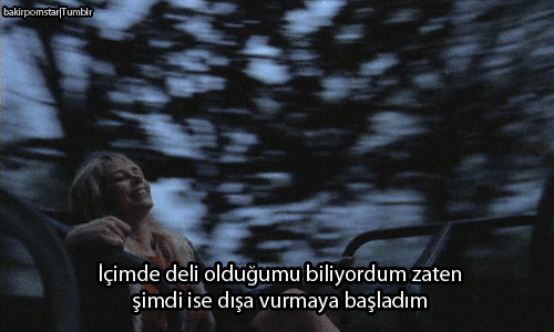 Yolda kendi kendime konuşup gülüyorum delirdim mi ben?