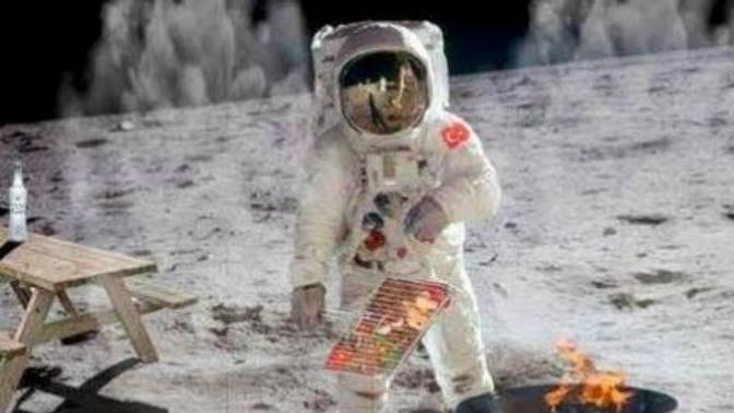 Ay'a ayak basan ilk Türk astronot siz olsanız ne yapardınız?