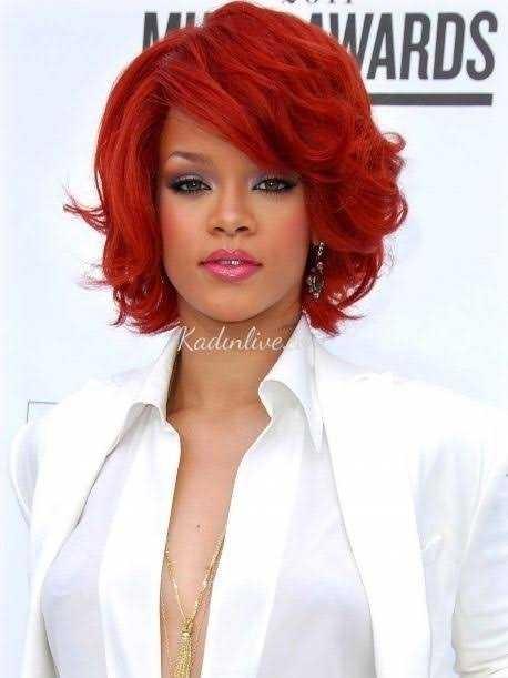 Rihanna esmer tenli olduğu halde neden saç modelleri ve renkleri ona çok yakışıyor?