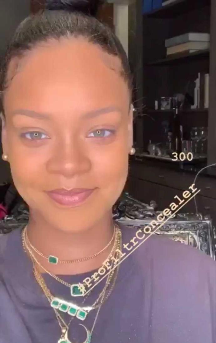 Rihanna'nın makyajsız halini nasıl buluyorsunuz?