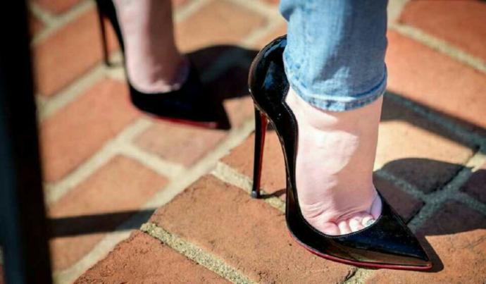 Stiletto alırken nelere dikkat edilmelidir?