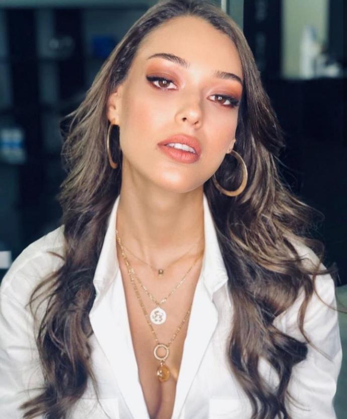 Dilan Çiçek Deniz size göre güzel mi?