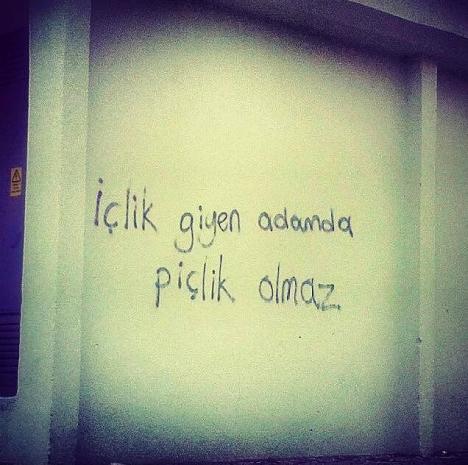 İçlik giyen erkekten ideal sevgili olur mu?