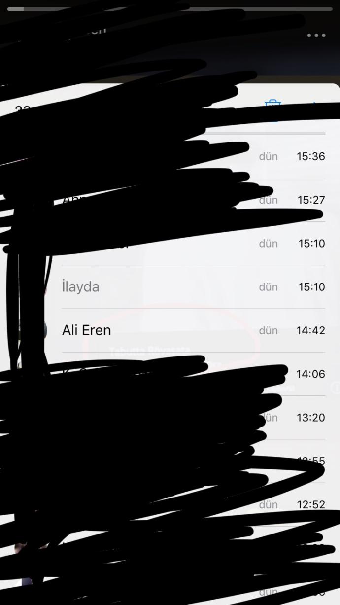 Whatsapp’da durumda attığım hikayede bir kişiyi gizledim görmesin diye ama yine de görüntülenenlerde neden ismi çıkıyor?