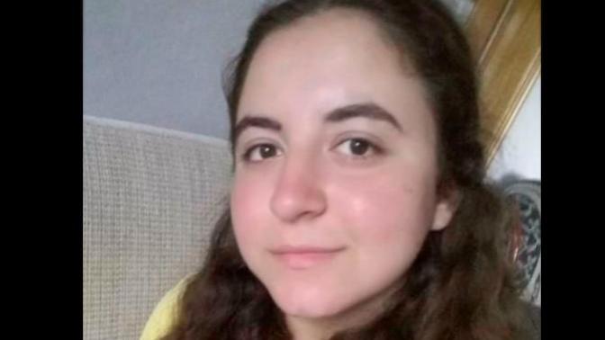 Akne problemim var, onunla başa çıkmaya çalışıyorum, sizce ne yapmalıyım, ne önerirsiniz?