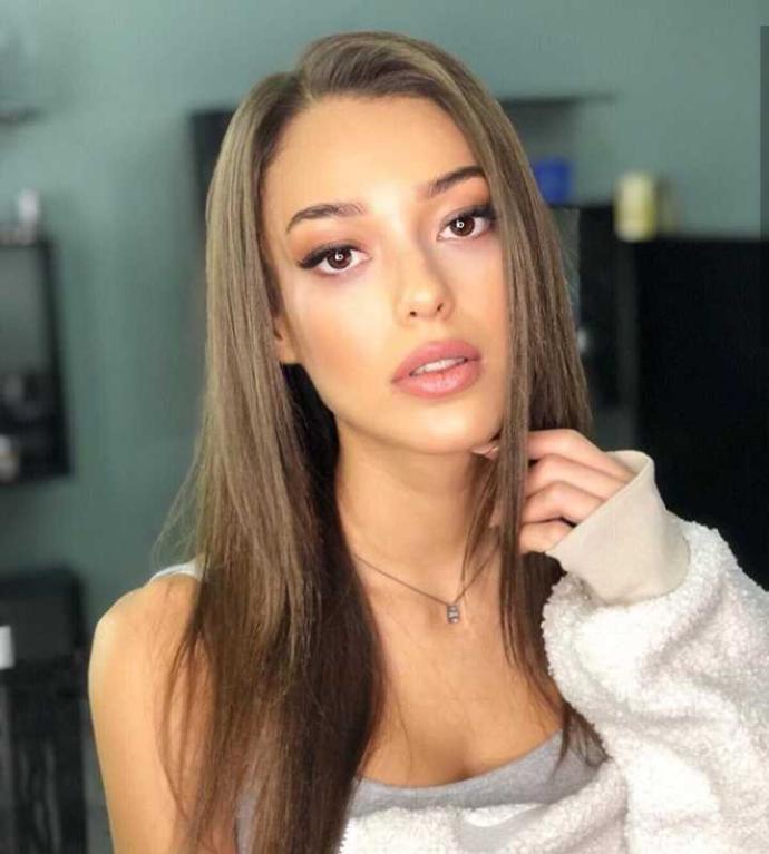 Dilan Çiçek mi Serenay Sarıkaya mı?