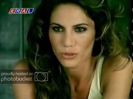 Tarkan'ın DUDU klibinde oynayan kızı hatırlıyor musunuz?