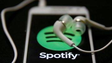 Spotify başkasının çalma listesini dinleyince bildirim gider mi