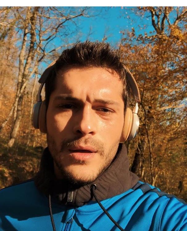 Alperen duymaz yakışıklı mı sizce?