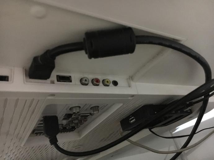 Vhs Tv ye nasıl bağlanır?