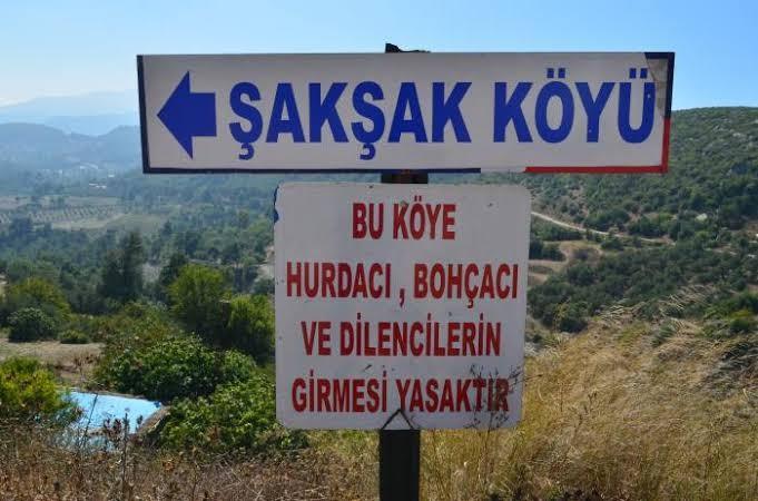 Orda bir köy var uzakta gitmesekte görmesekte o köy bizim köyümüzdür sizin köyün adı ne? Hiç böyle bir köy adı duydunuzmu?