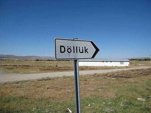 Orda bir köy var uzakta gitmesekte görmesekte o köy bizim köyümüzdür sizin köyün adı ne? Hiç böyle bir köy adı duydunuzmu?