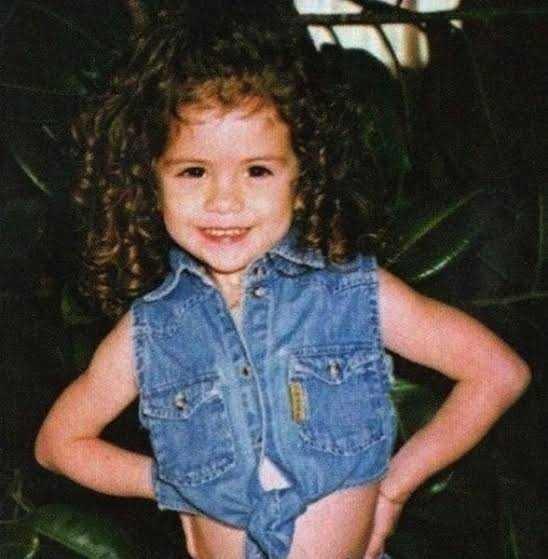 Lupus hastası olan Selena Gomez'in yine o lanet hastalığı mı ilerlemiştir?