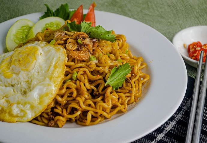Noodle yemek kilo aldırır mı? Kilo yapar mı?