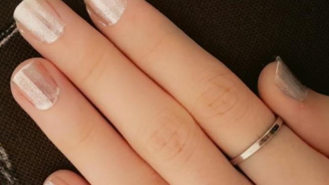 Sevgilim ellerime çok dikkat ediyor sizce güzel mi?