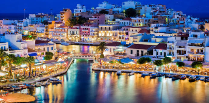 Resimdeki ünlü tatil beldemiz neresi?