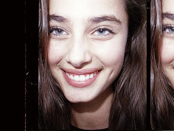 Serenay Sarıkaya mı Barbara palvin mi daha güzel?