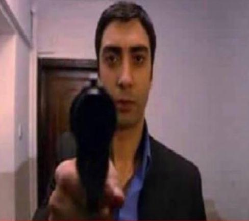Sabahın köründe nude (çıplak fotoğraf) atan sevgiline tepkin ne olur?