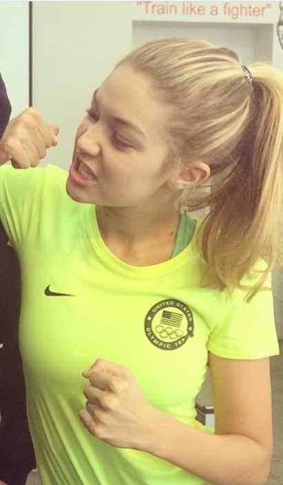 Gigi Hadid ile Kendall jenner saç baş kavga etse kim döver?