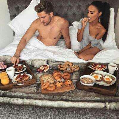 🌟Tatil günleri kadın mı erken kalkmalı yoksa erkek mi?