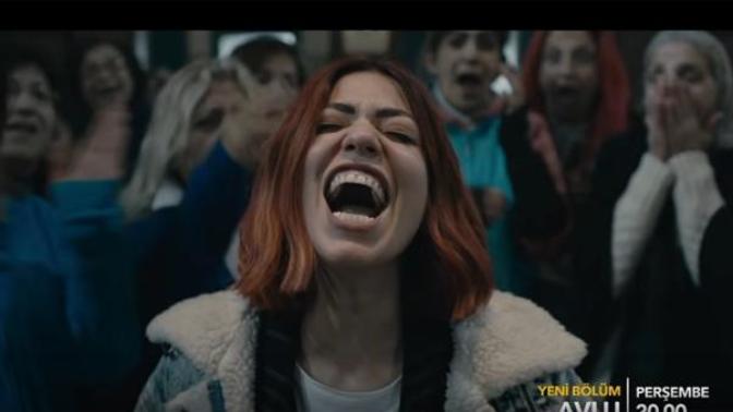 Avlu dizisinde Azra karakterinin son bölümde giydiği jean ceketin markası ne?