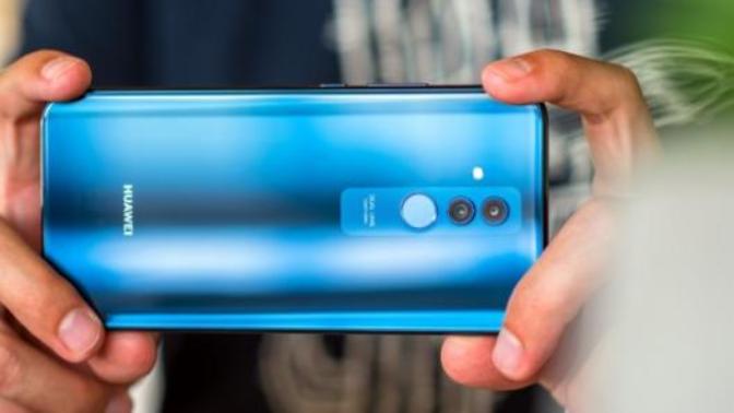 Huawei mi Samsung mu? Hangisi daha iyi?