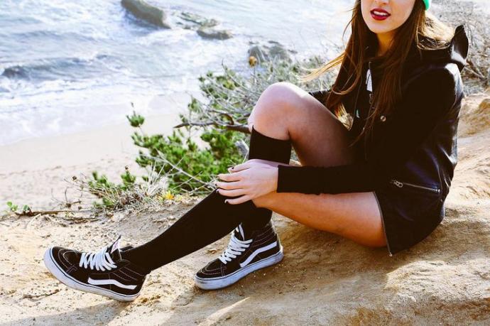 Bahar alışverişi için kendime Vans almak istiyorum. Sizce hangisi daha güzel?
