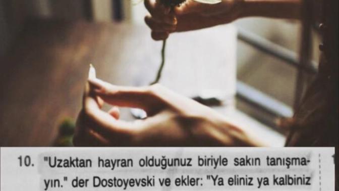 Uyanık olan var mı varsa aşk insanı neden saçmalatır?