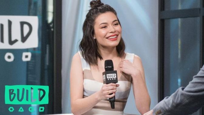 Bu kız güzel mi? Miranda Cosgrove güzel mi?