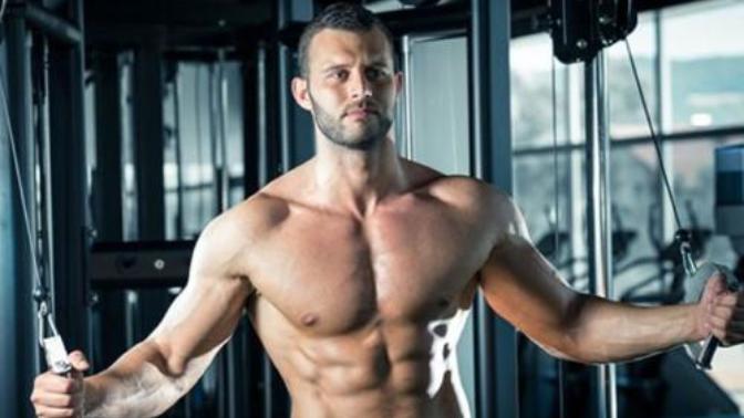 Spor yapan erkekler mi daha çekici gelir yoksa bilgisayar başında oyun oynayan erkekler mi?