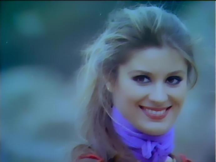 Sence Yeşilçam'ın hangi kadın yıldızı daha güzel? Türkan Şoray mı? Gülşen Bubikoğlu mu?
